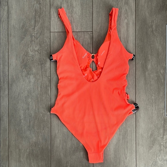 BEBE NWOT Fluorescent Orange Cut-Out One Piece Swimsuit, Size L - Picture 12 of 14